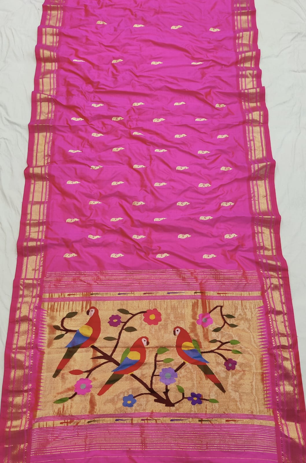 Pihu | Pure Silk Handloom Paithani