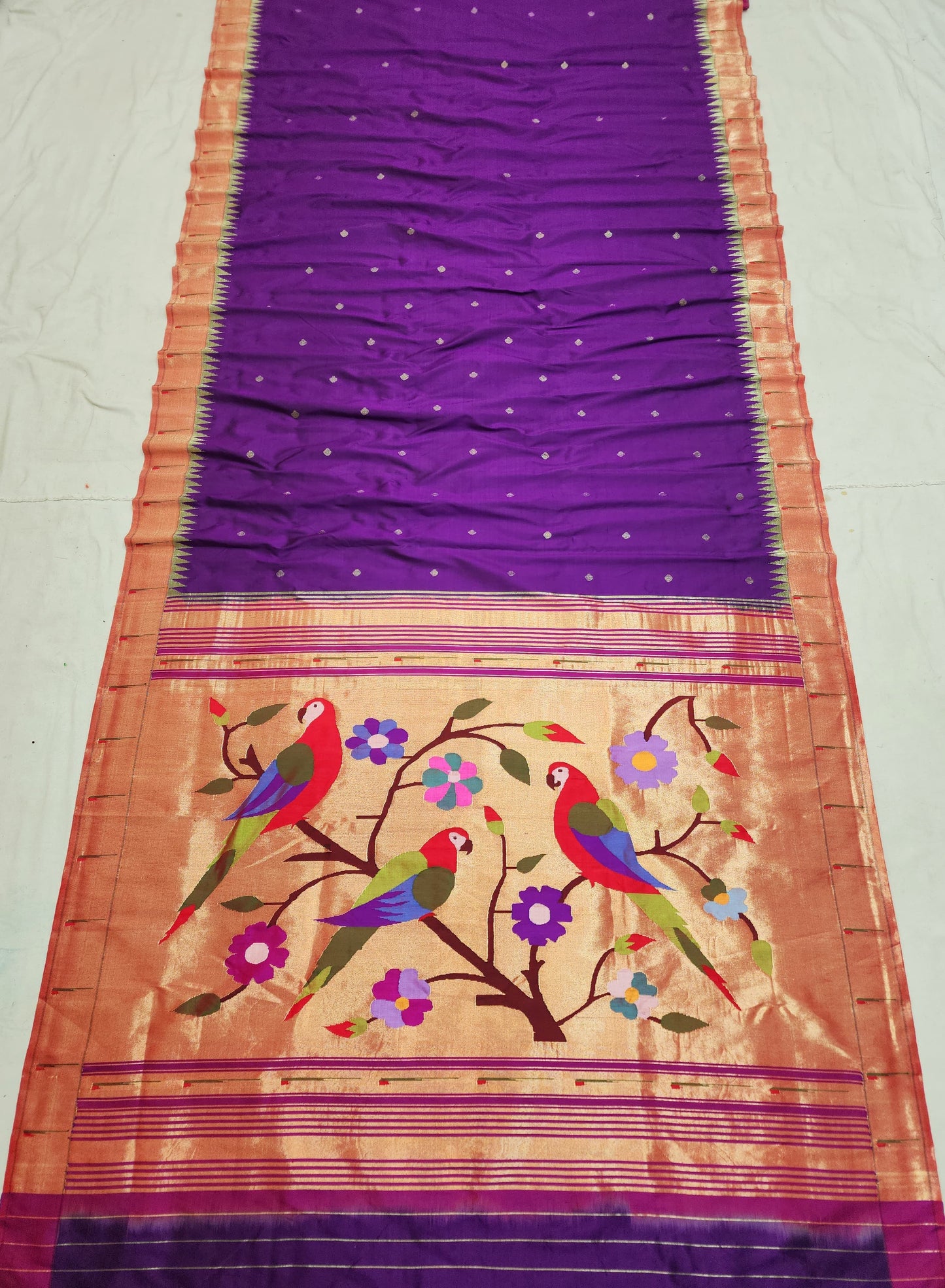 Pankti | Ek Muniya Paithani Saree