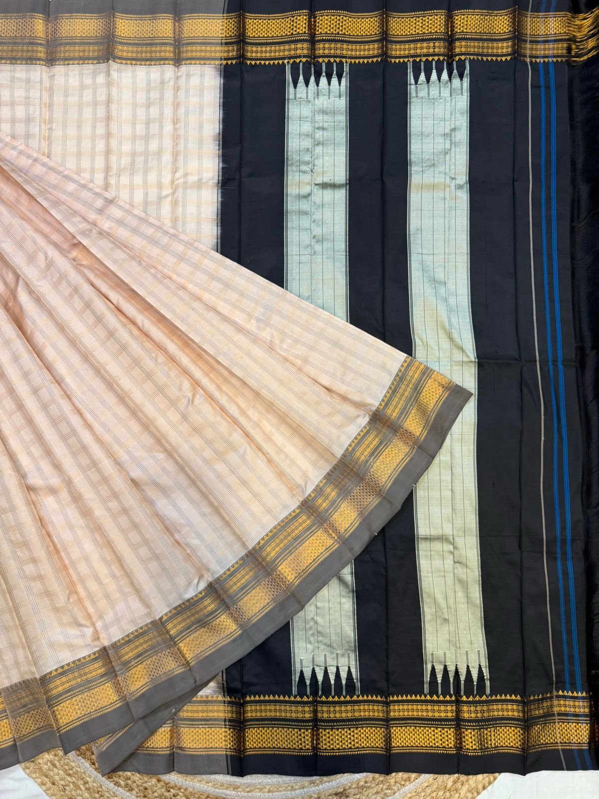 Ilish | Pure Silk Ilkal Saree