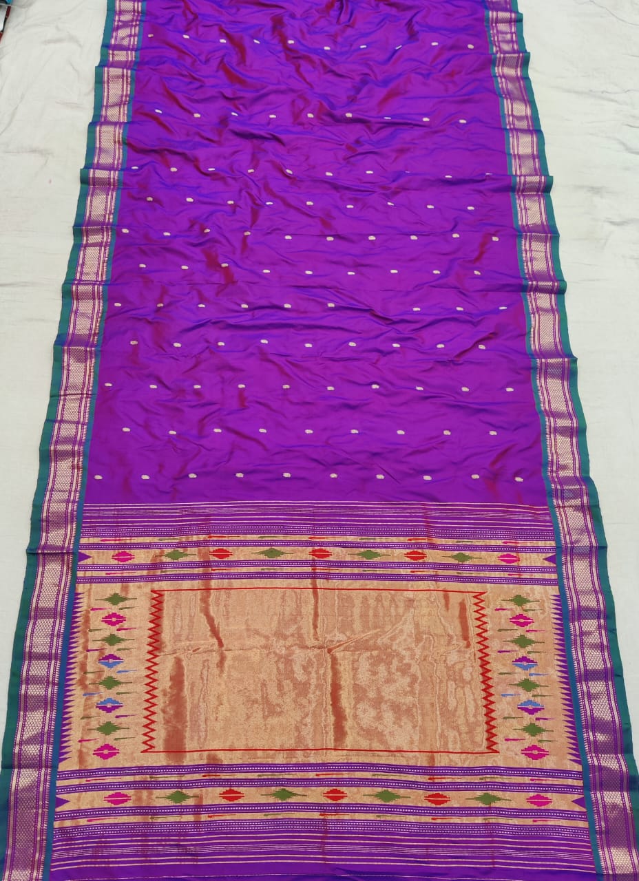 Pavan | Pure Silk Handloom Paithani
