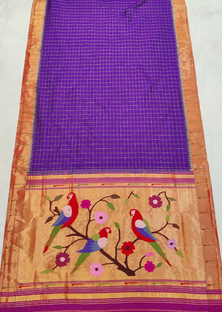 Pandita | Handloom Muniya Paithani