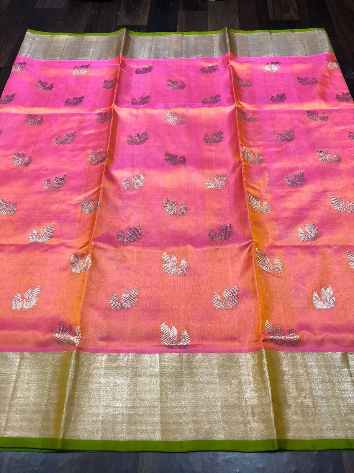 Hana | Venkatagiri Pattu saree