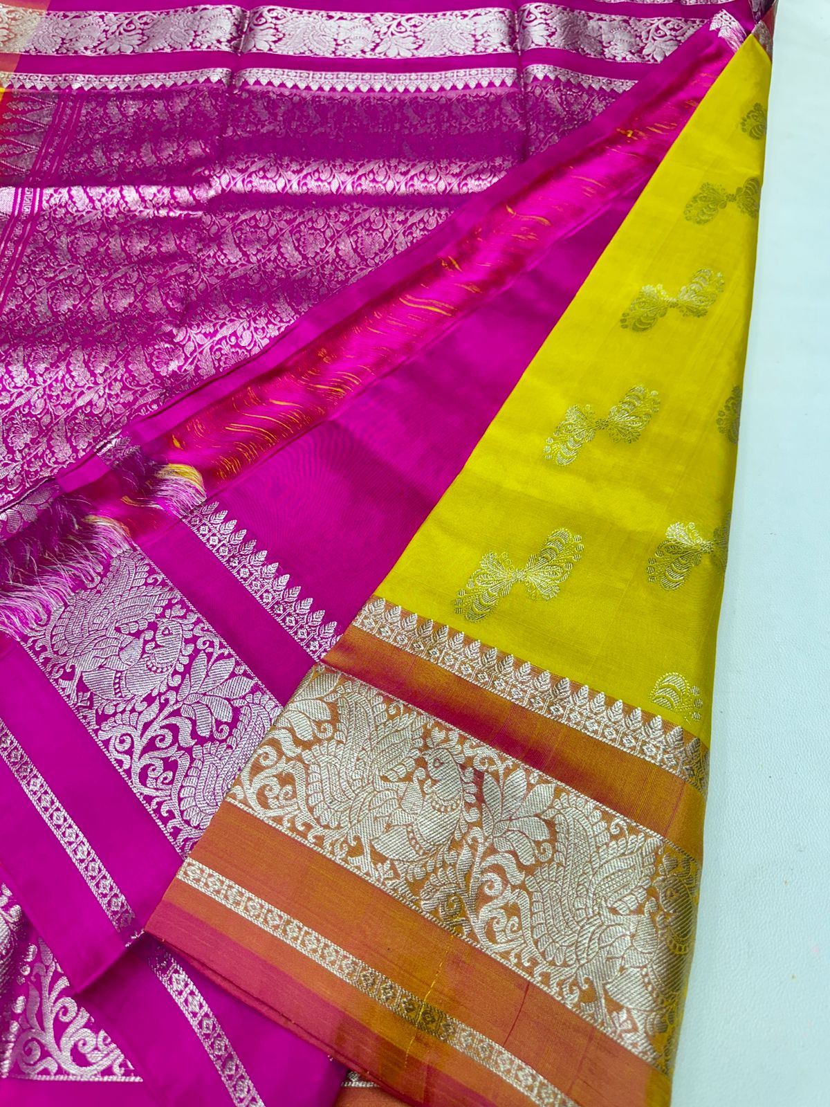 Aahana | Venkatagiri Pattu saree