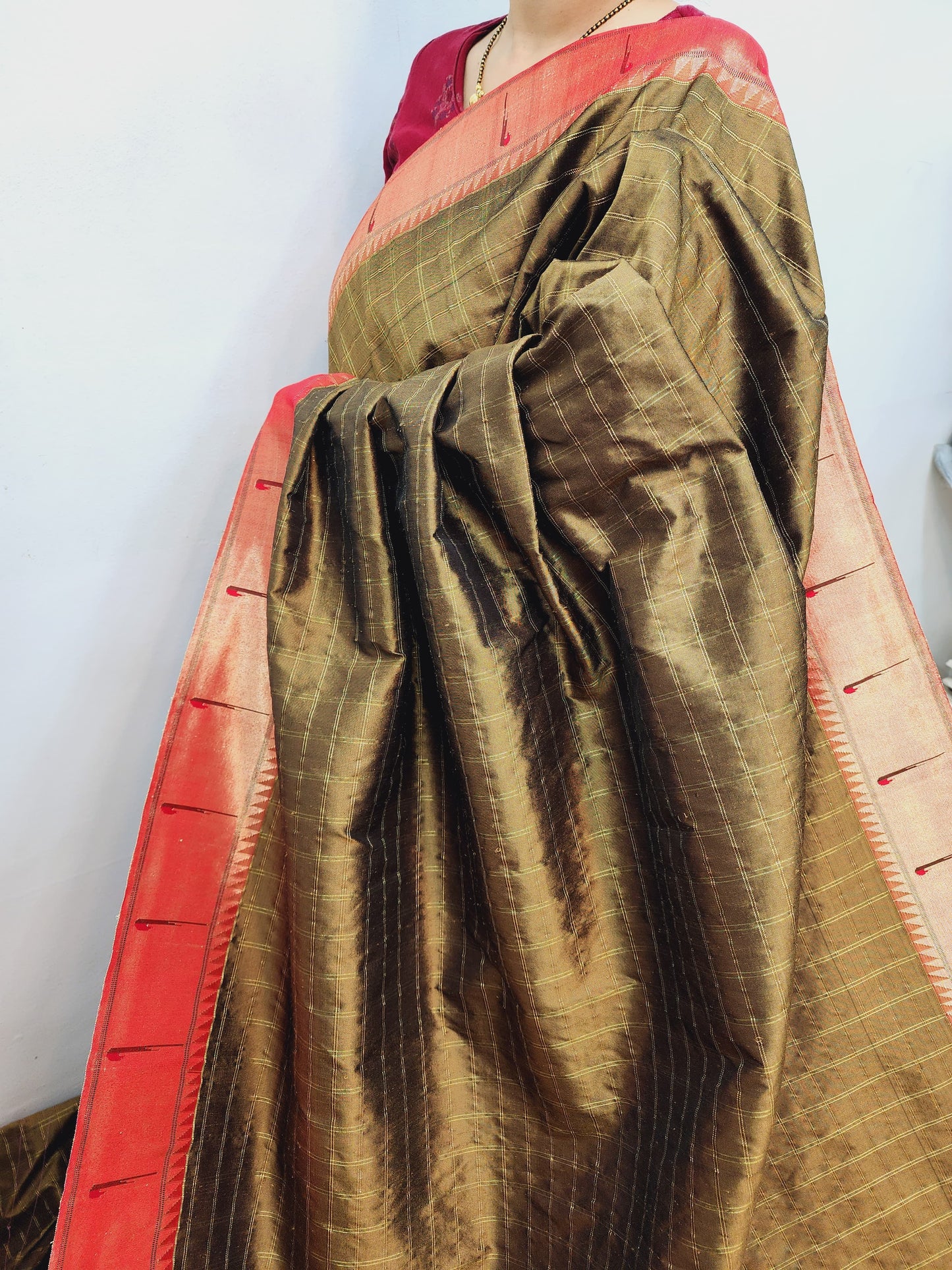 Vyanjana | SINGLE MUNIYA BROCADE PAITHANI