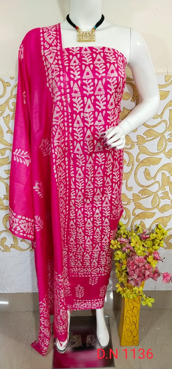 Amrita | COTTON SUIT WITH BATIK PRINT