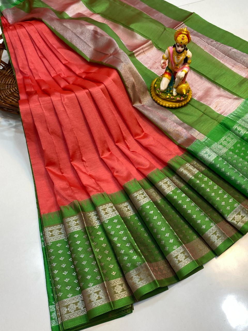 Ladli | MANGALAGIRI COTTON BY PATTU PLAIN BODY WITH BORDER BUTTA SAREES