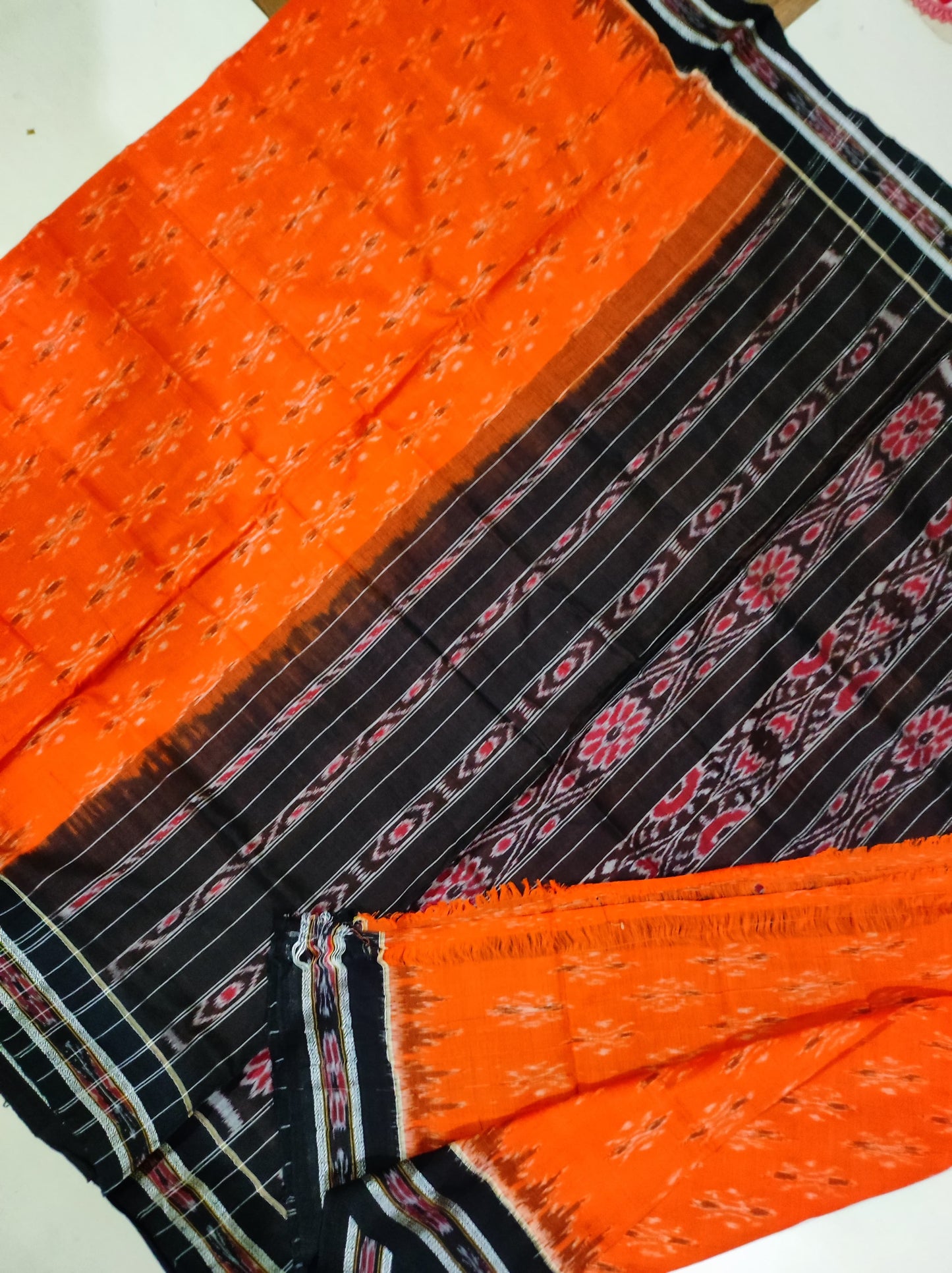 Lopa | Body bandha  design handloom cotton saree