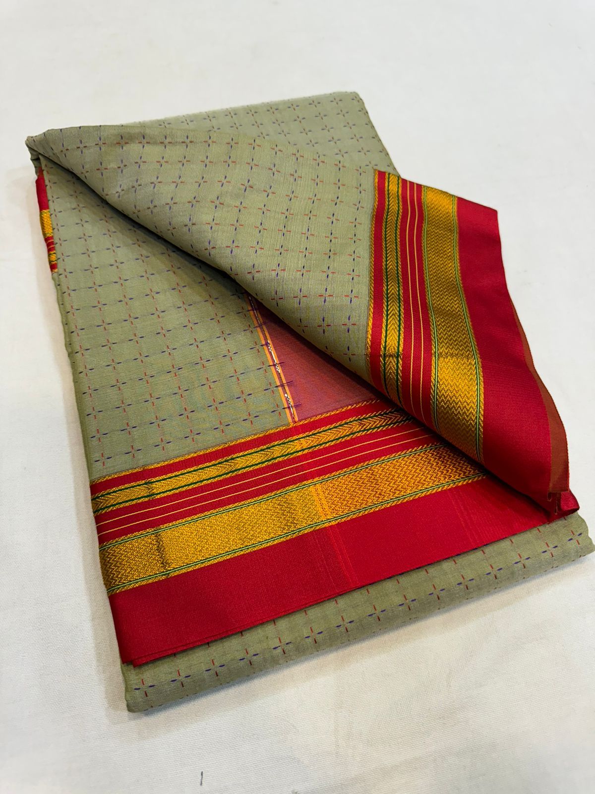 Pushti | Chukki Star Ilkal and Art silk With Cotton Saree