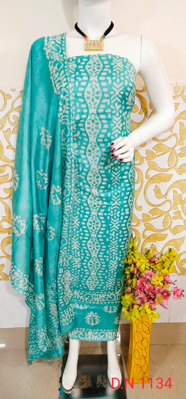 Anvi | COTTON SUIT WITH BATIK PRINT