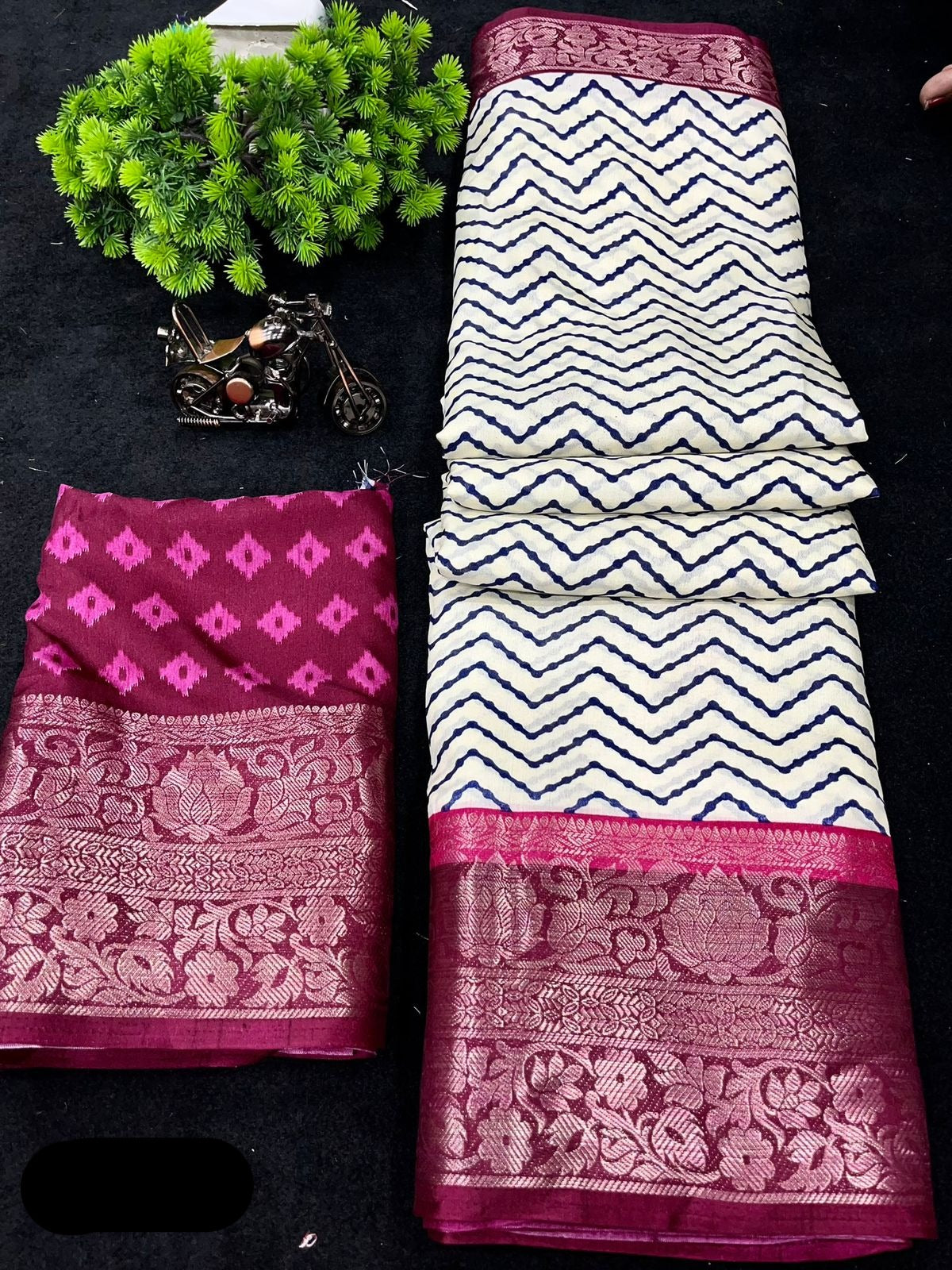 Chevron dola silk saree