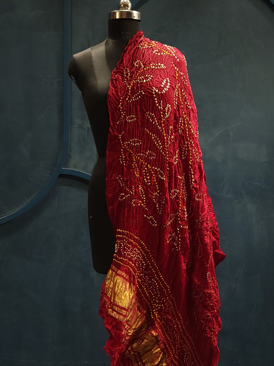 Bandhej dupatta in gajji silk