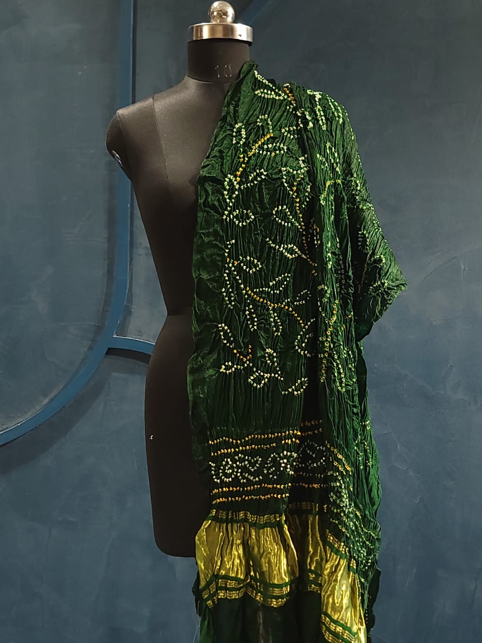 Bandhej dupatta in gajji silk