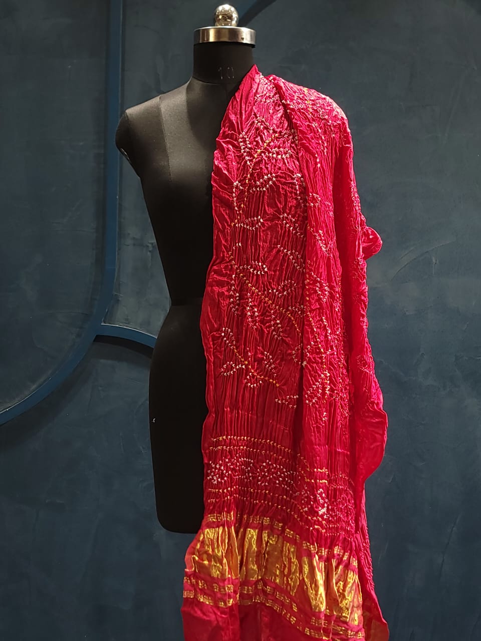 Bandhej dupatta in gajji silk