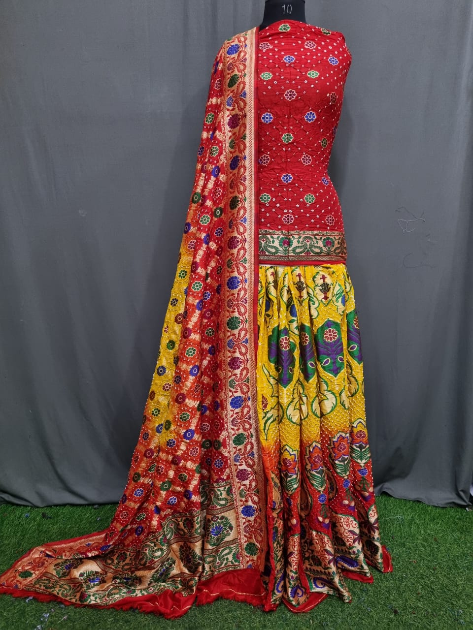 Riwaz | Minakari lehenga