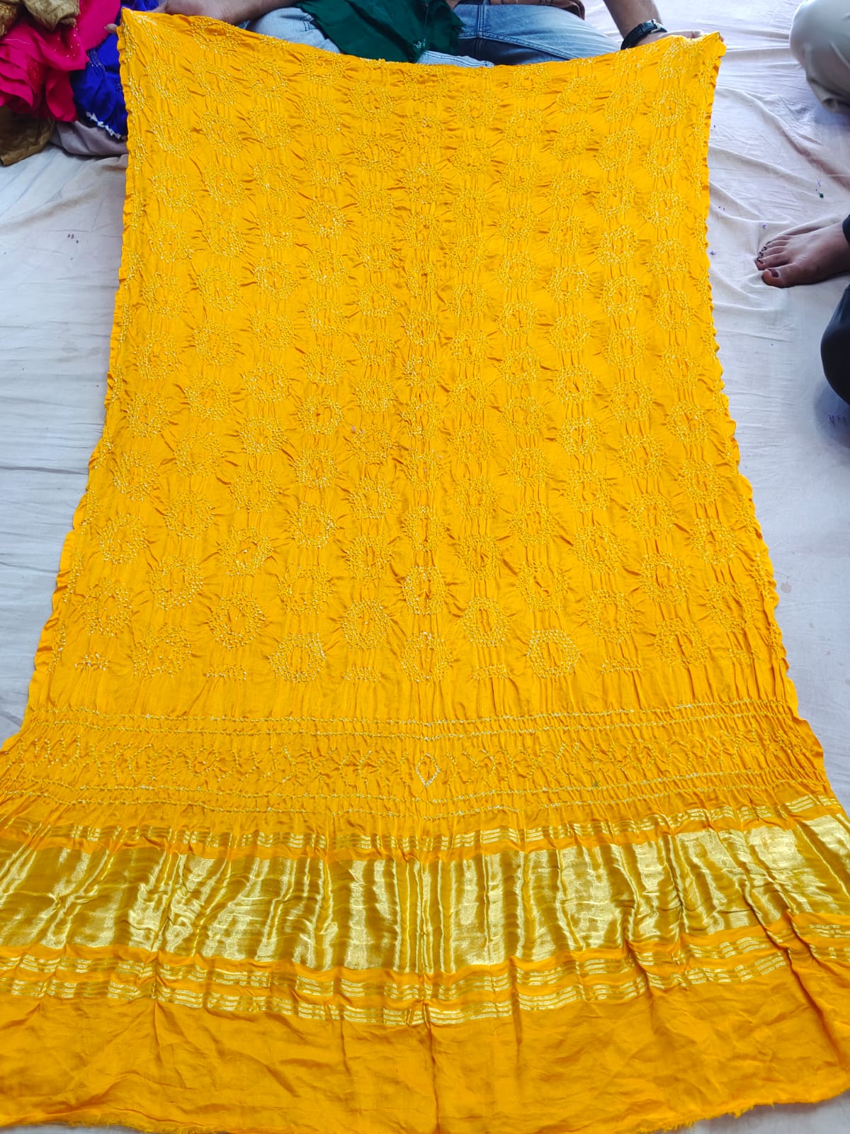 Gajji silk rai bandhej in tissue silk