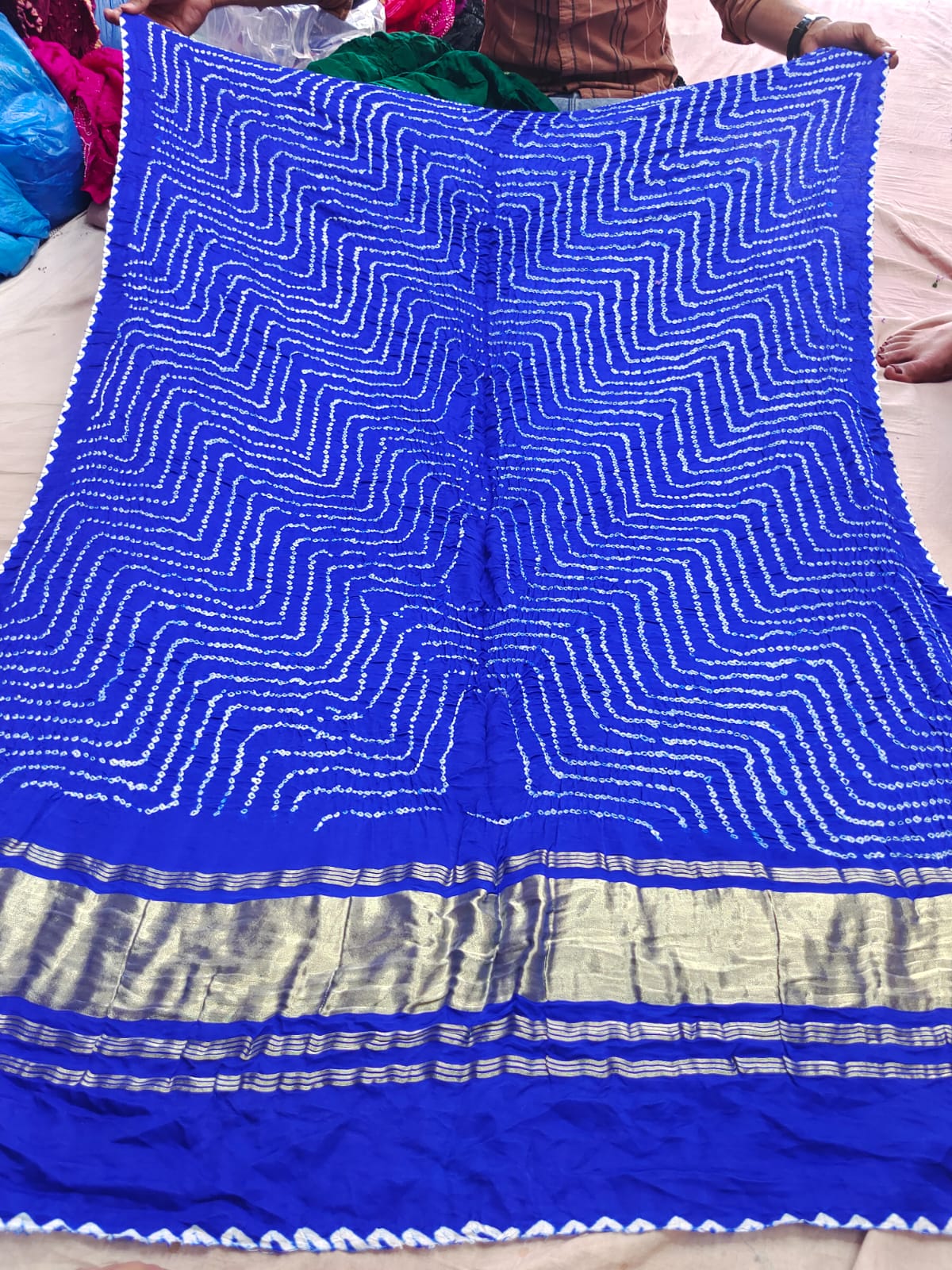 Gajji silk rai bandhej in tissue silk