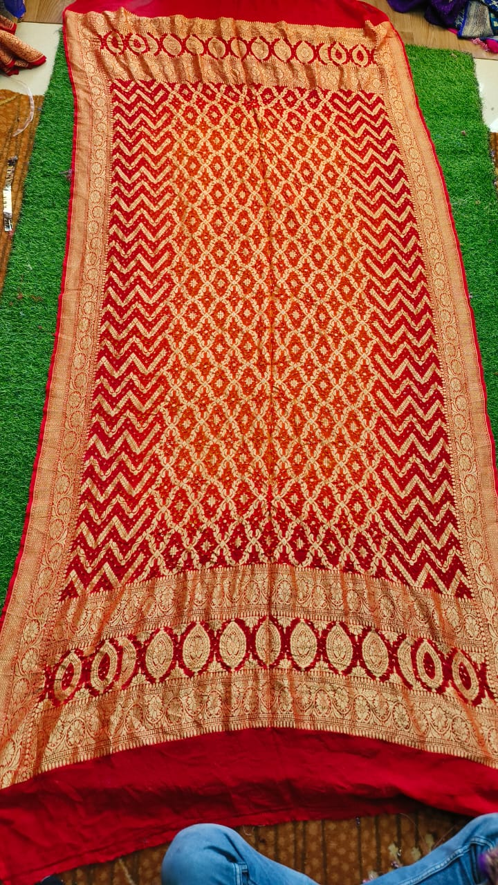 Neem zari dupatta