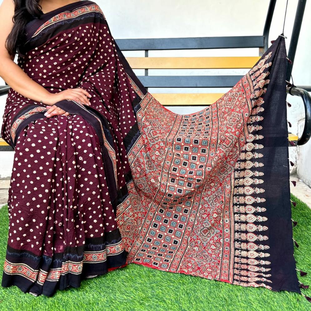 Stars in the sunshine | Cotton sarees with ajrak print border and bandhej body