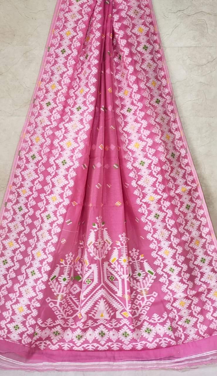 Wreath | Dhakai Jamdani Saree