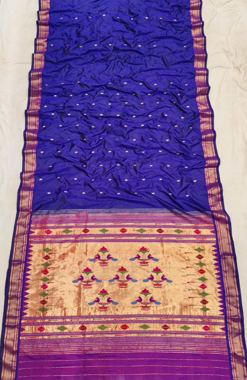 Nauvari paithani saree