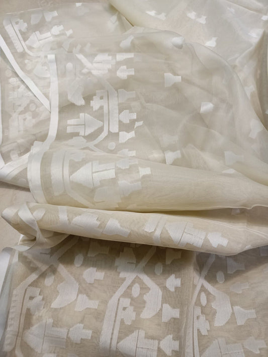 Ava | Pure muslin jamdani sarees