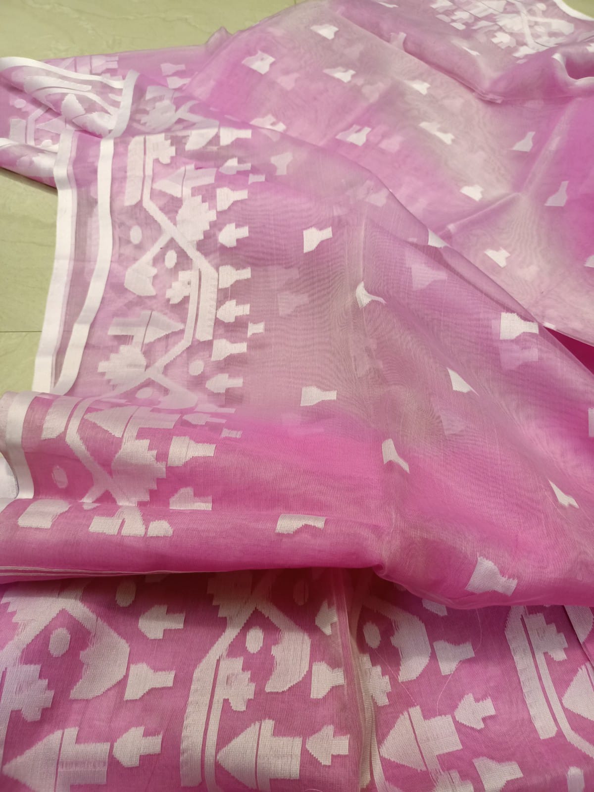 Ava | Pure muslin jamdani sarees