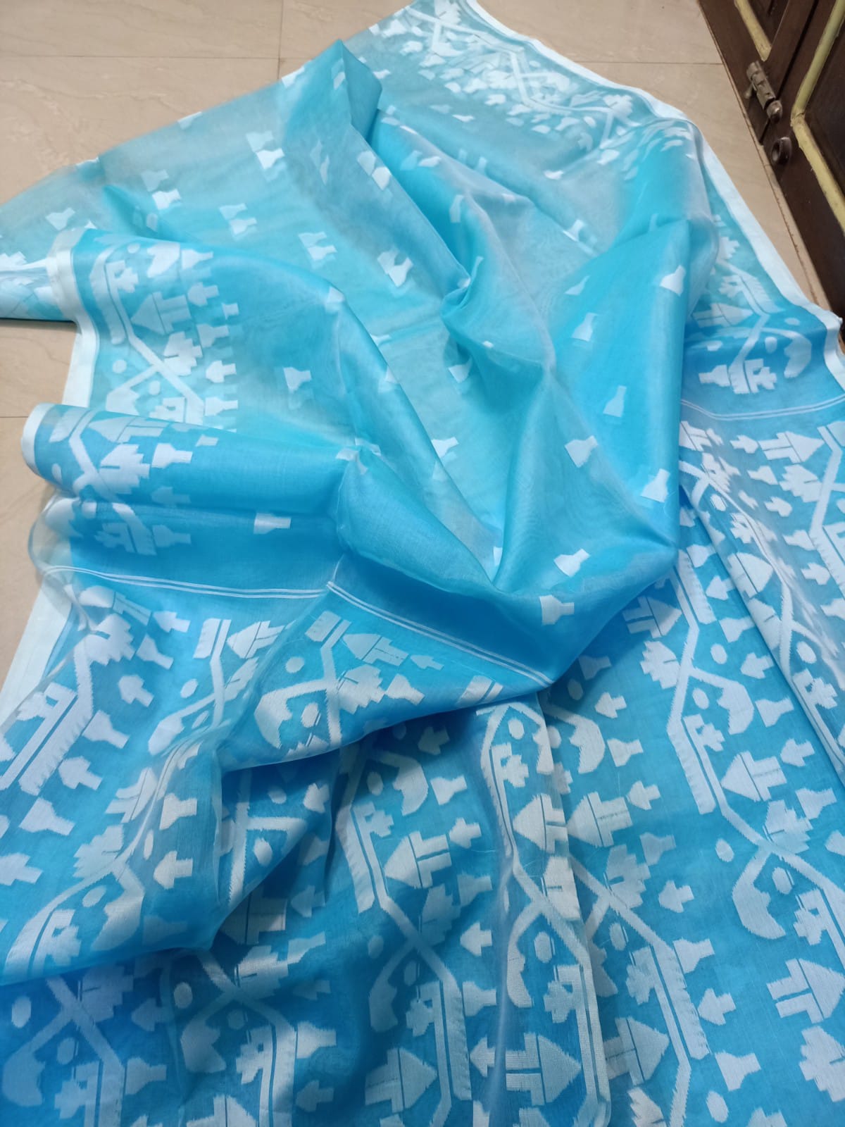 Ava | Pure muslin jamdani sarees