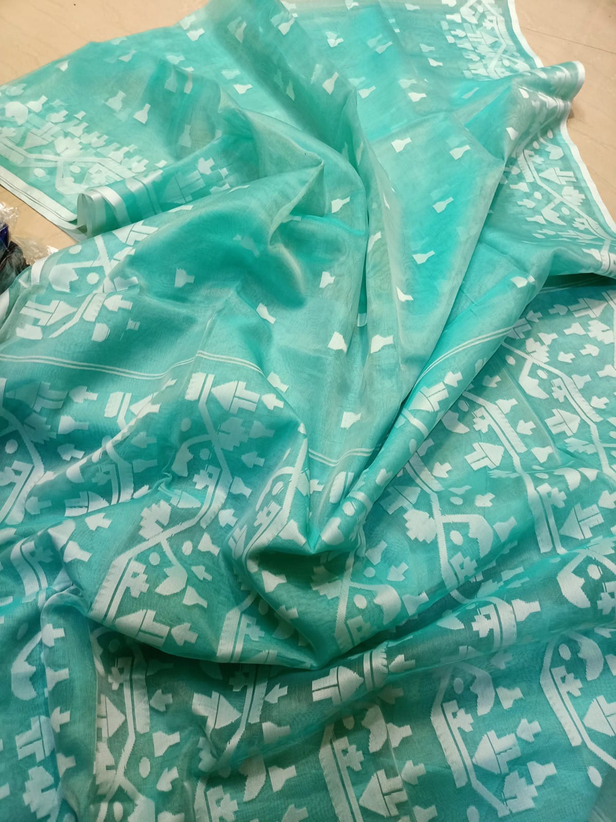 Ava | Pure muslin jamdani sarees