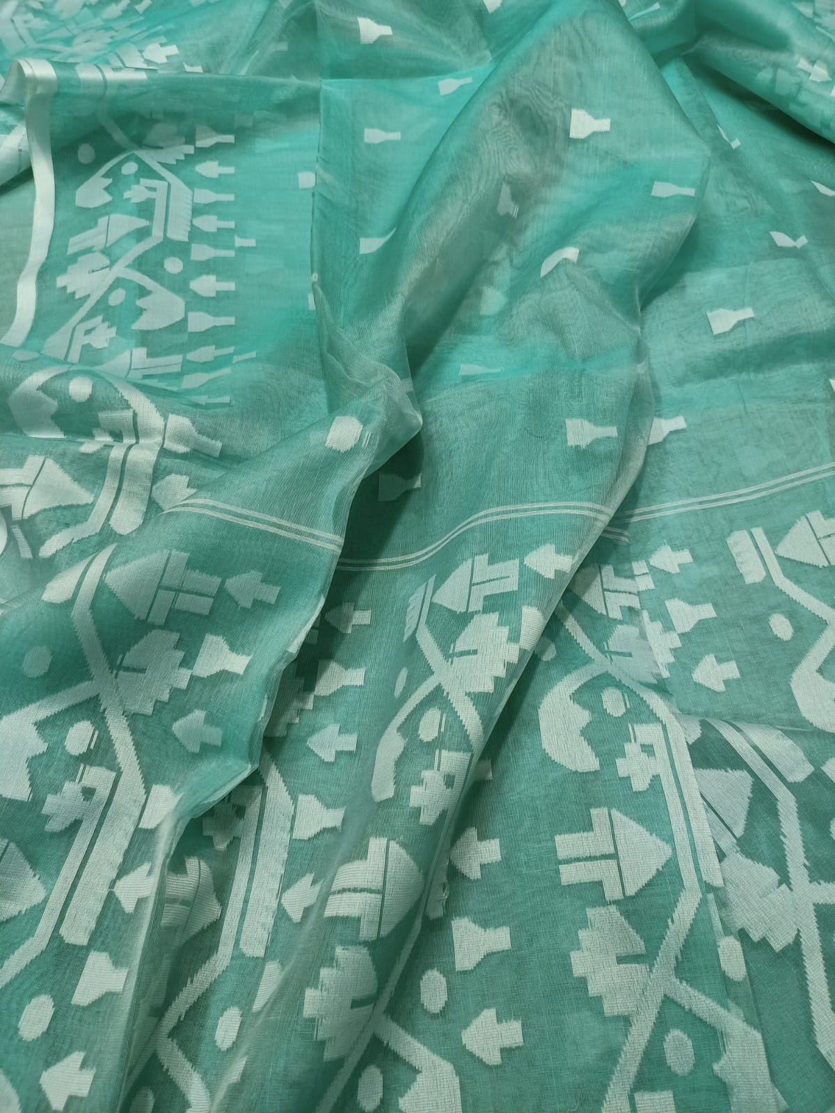 Ava | Pure muslin jamdani sarees