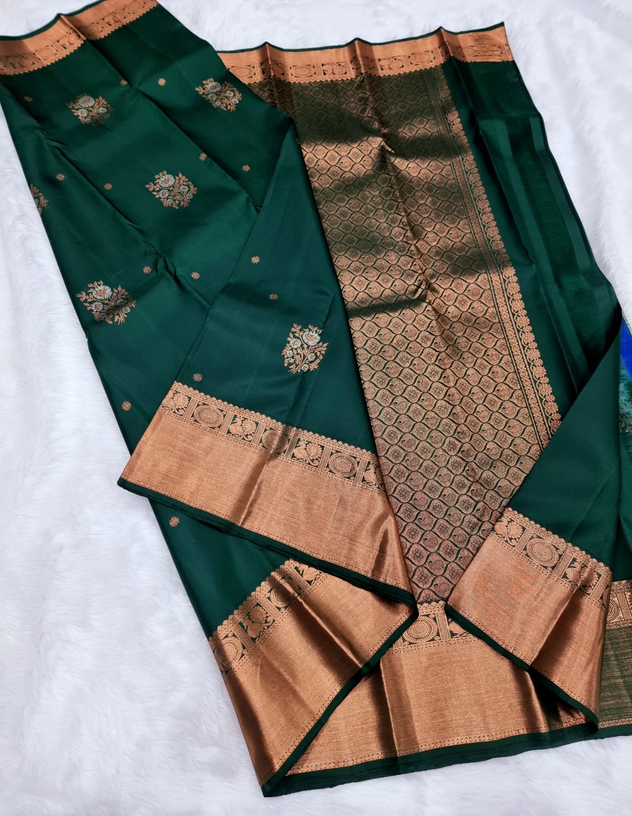 Daisies | pure silk kanjeevaram