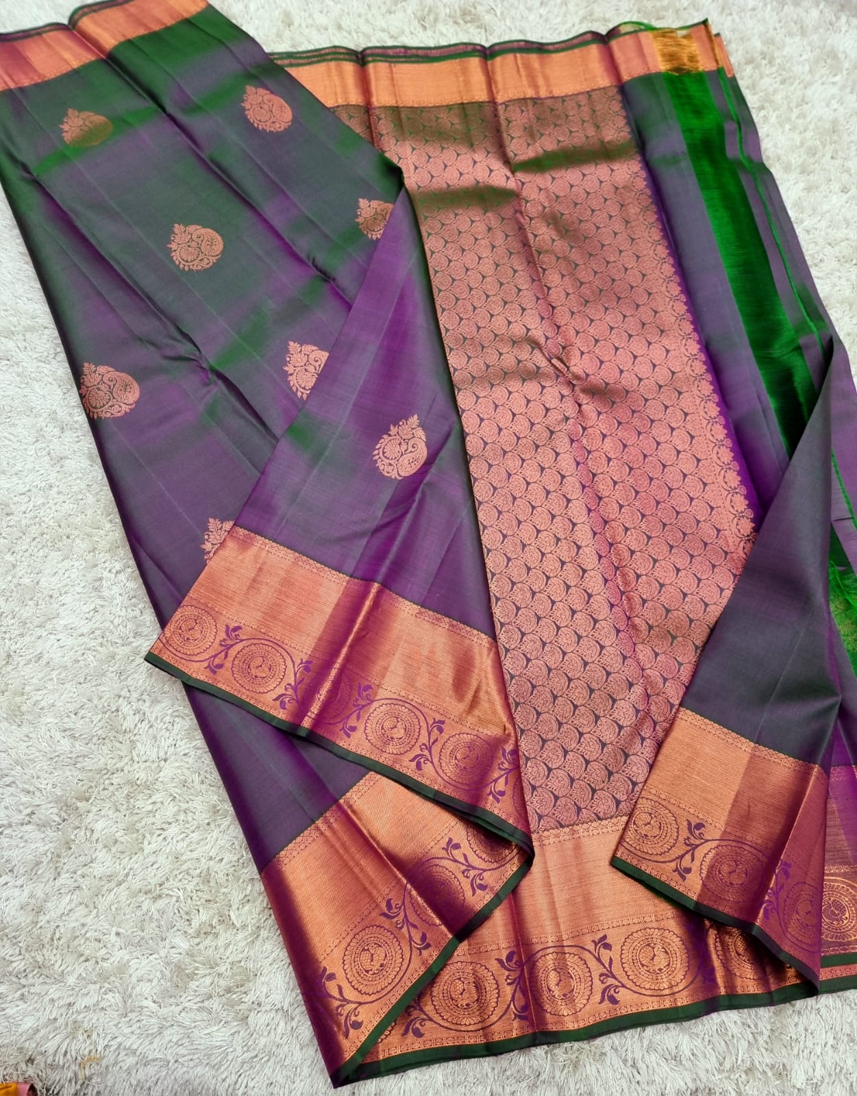 Tupil | pure silk kanjivarams