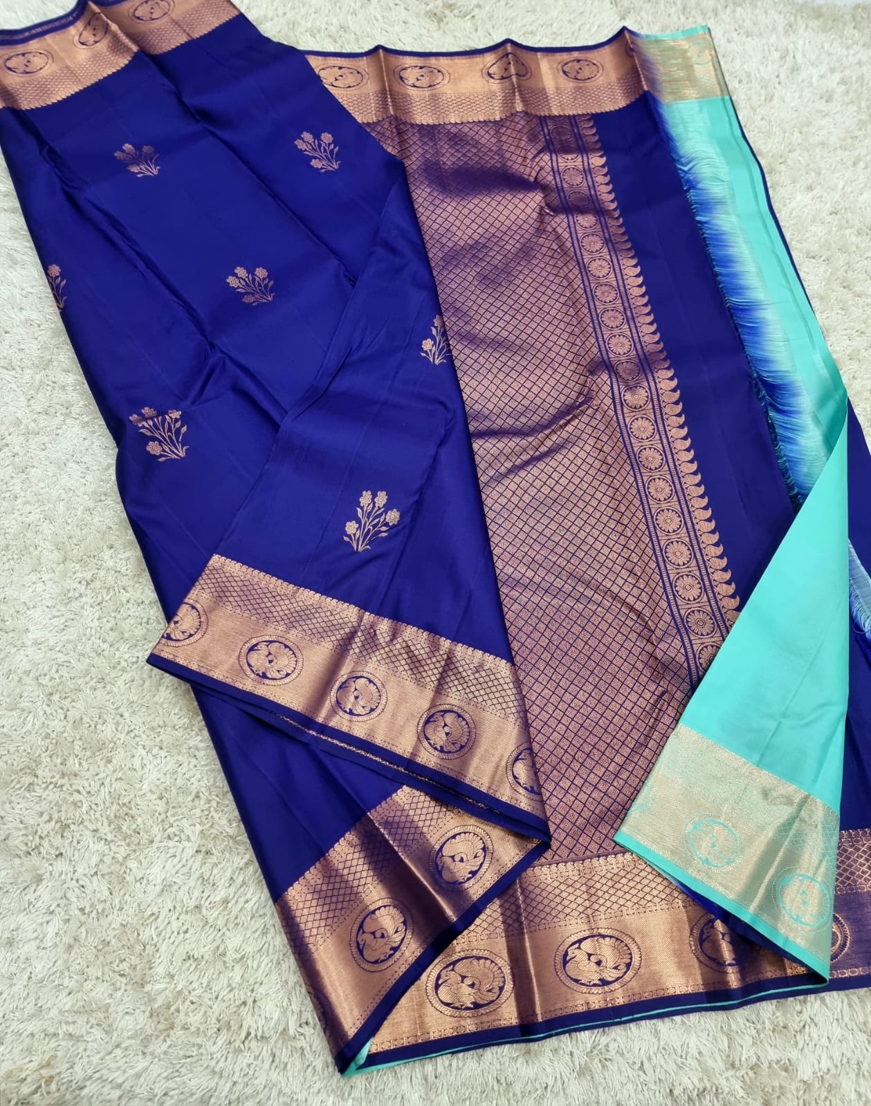 Tupil | pure silk kanjivarams