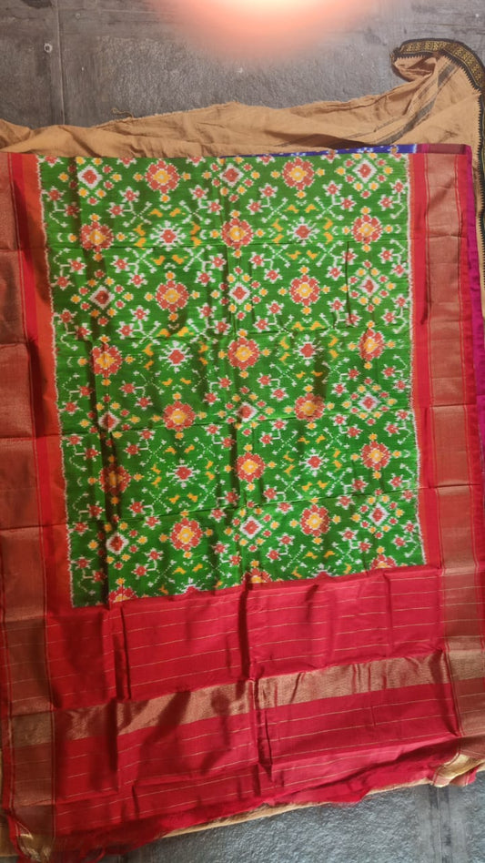 Ilvika | IKAT SILK DUPPATA