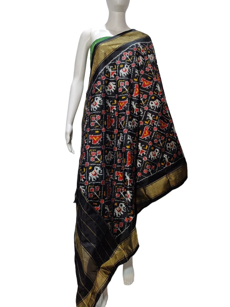 Ilka | IKAT SILK DUPPATA