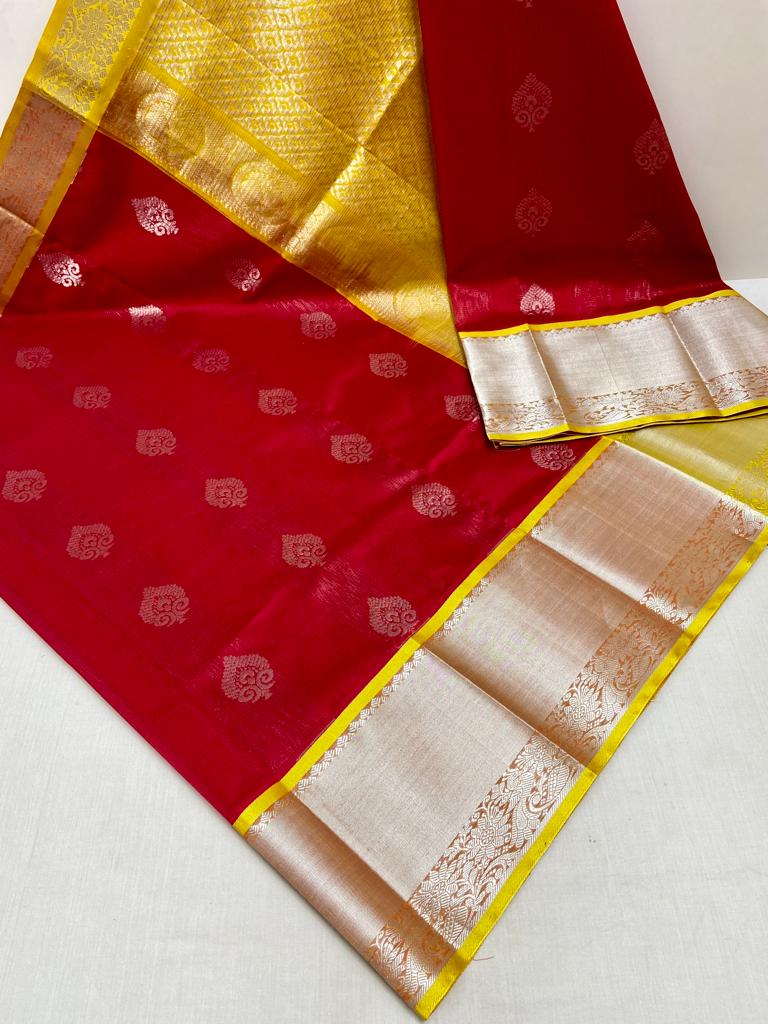 Larisa | MANGALAGIRI HANDLOOM PATTU SAREE