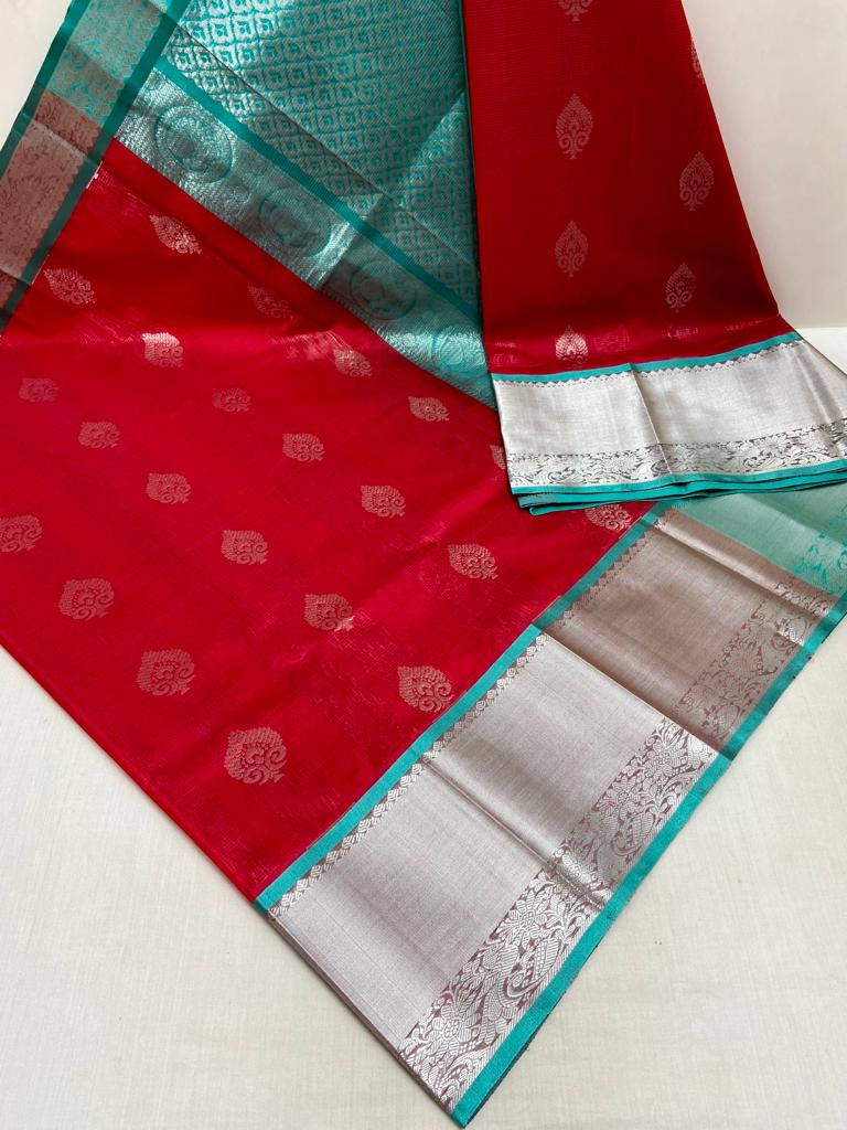 Larisa | MANGALAGIRI HANDLOOM PATTU SAREE