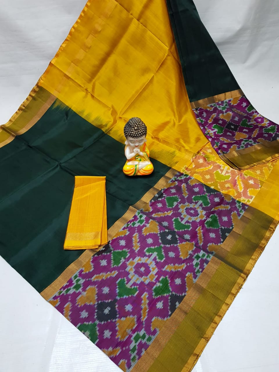 Pochampally Ikat Silk Green With Red Color Saree Online – pochampallysarees .com