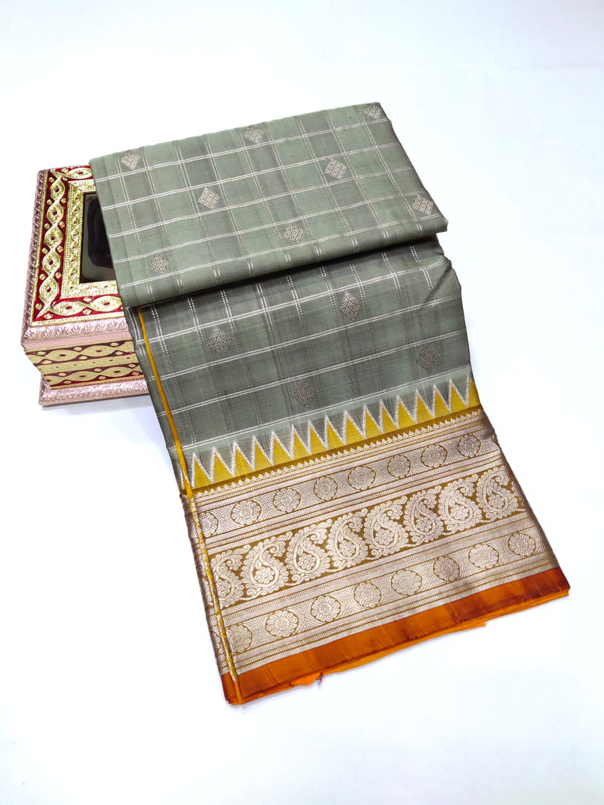 Venkatagiri pattu sarees