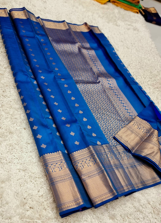 Eesha | Kanchipuram Pure Silk Blue Saree