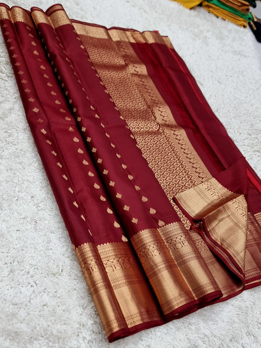 Deepali | Kanchipuram Pure Silk Red Saree