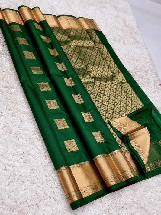 Devanshi | Kanchipuram Pure Silk Green Saree