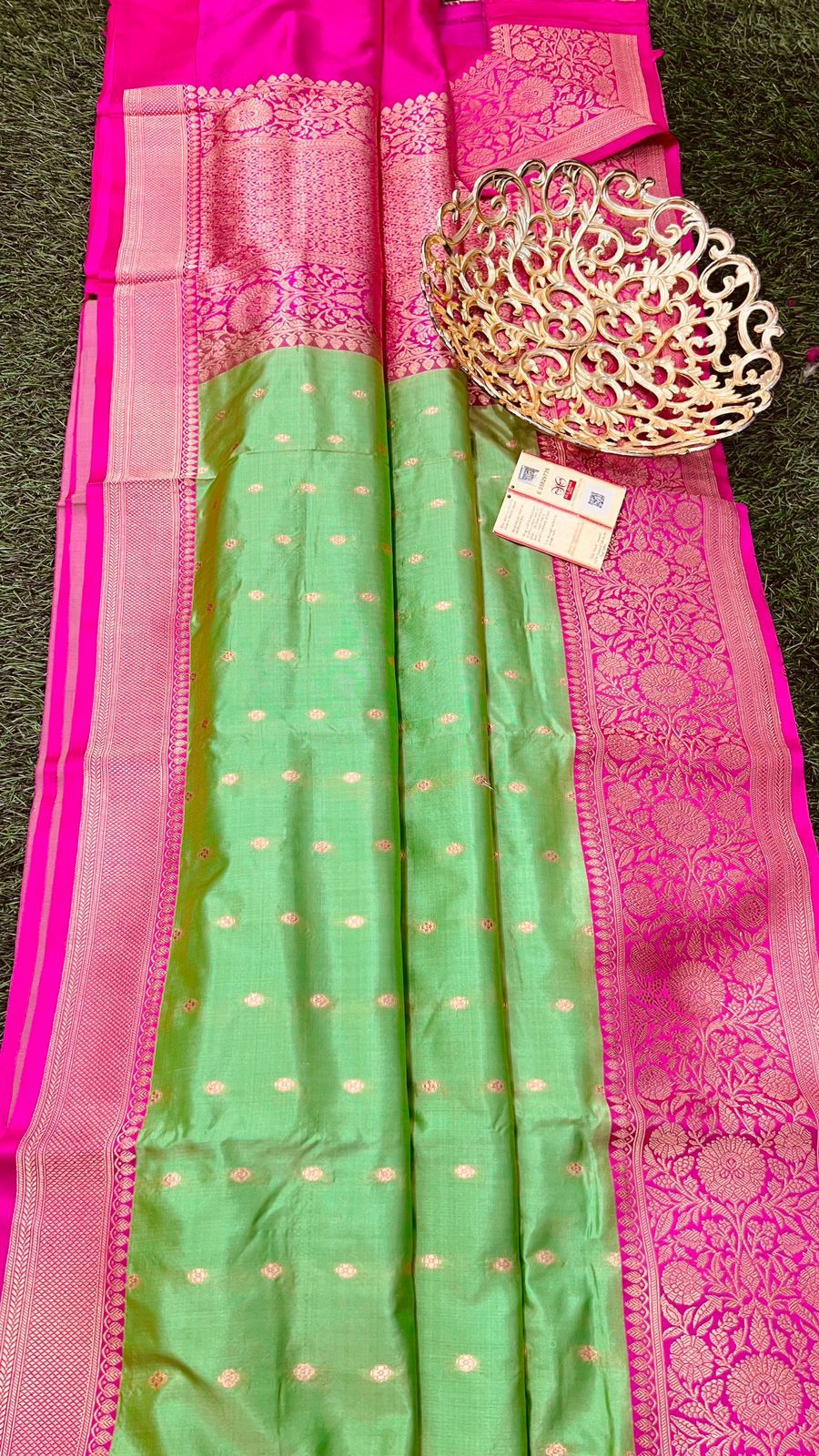 Aswi | Handloom Banarasi Pure Katan Silk