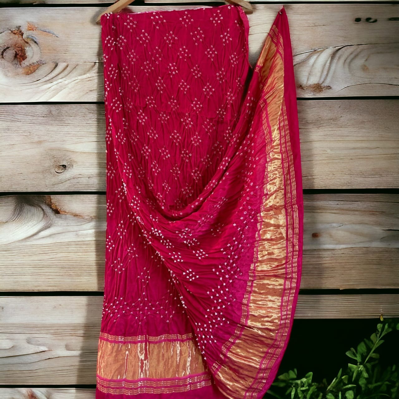 Advaitha | Bandhani-dupatta