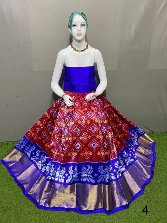 Nikhilesh | Ikkat kanchi border silk lehenga