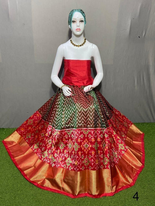 Amyra | Ikkat kanchi border silk lehenga