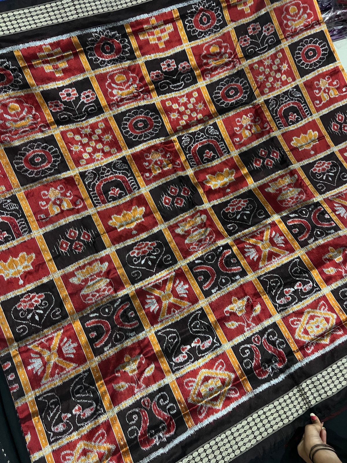 Runa  | mix silk nabakothi saree