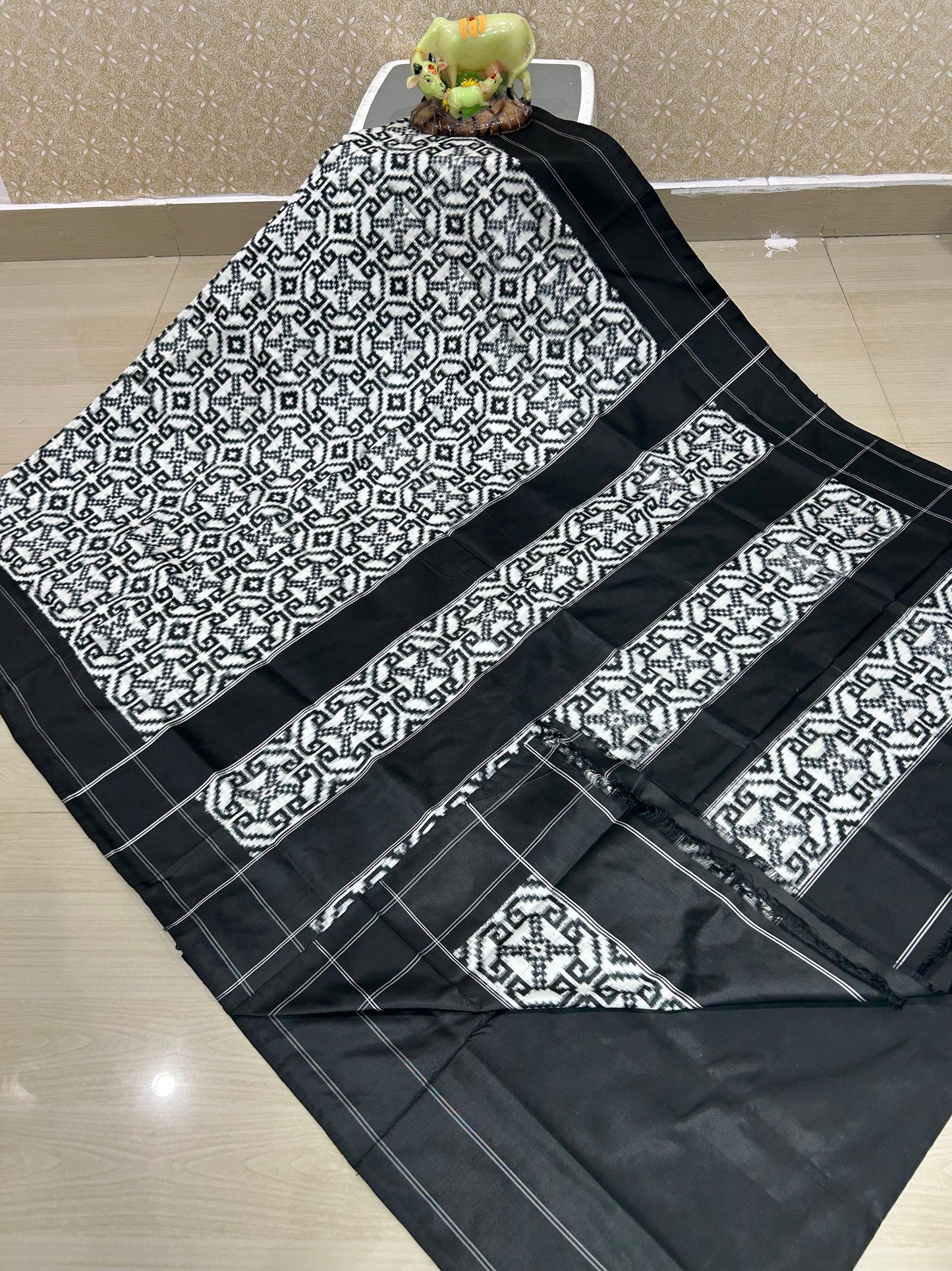 Trishek | Pure silk Telia Rumal Saree