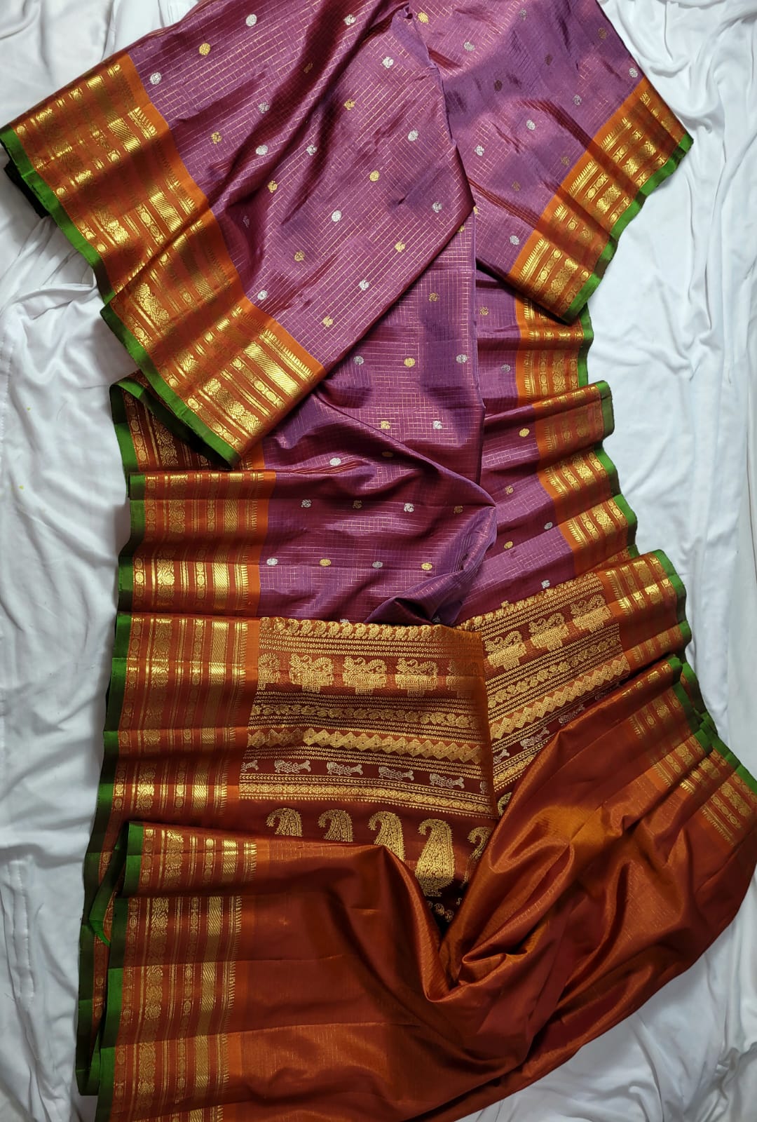 Pink gadwal