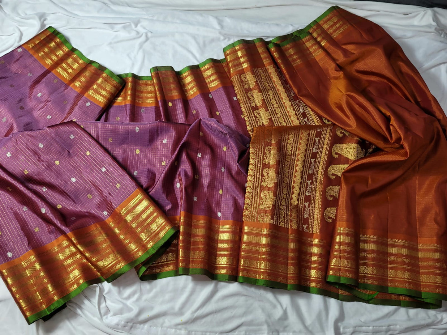 Pink gadwal