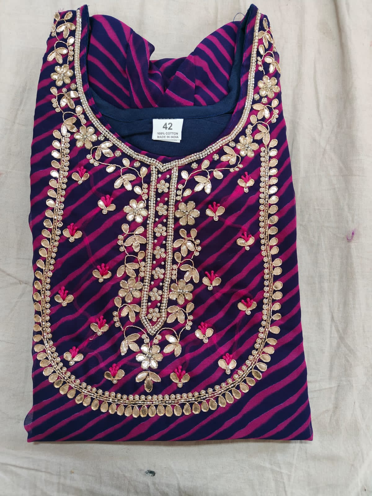 Liasa | Lehriya Gotapatti Kurta